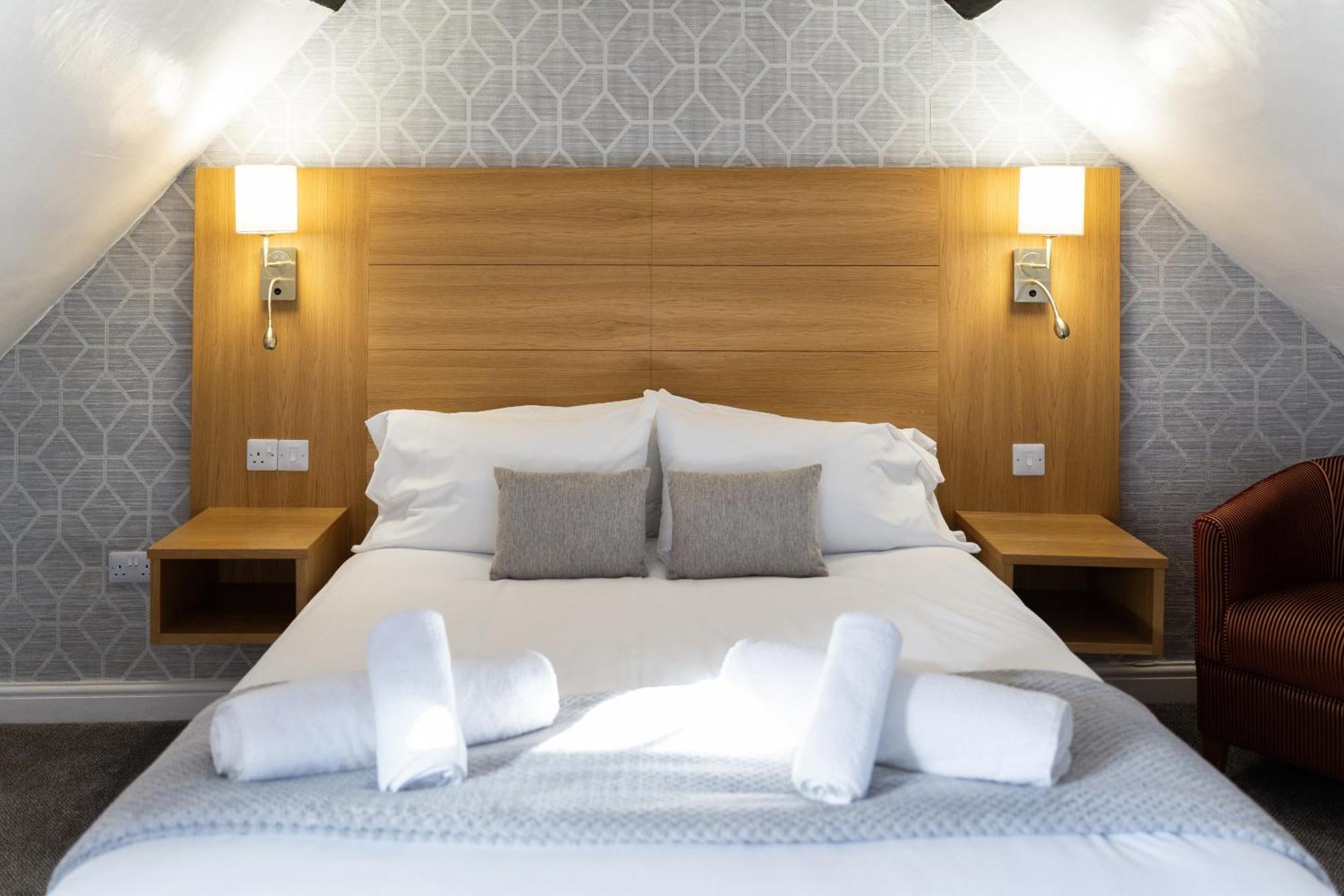 ספלדינג The Red Lion Hotel מראה חיצוני תמונה