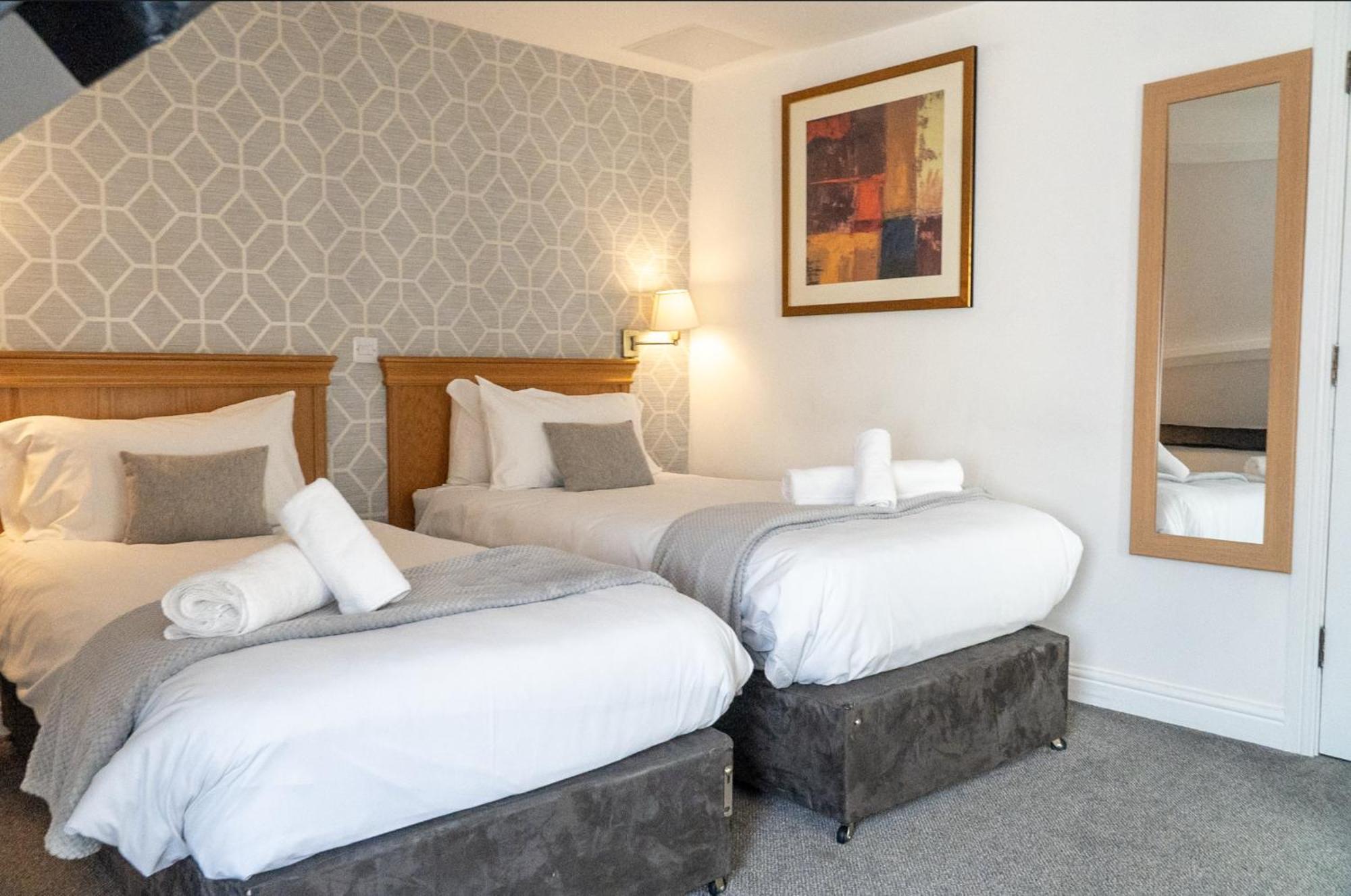 ספלדינג The Red Lion Hotel חדר תמונה